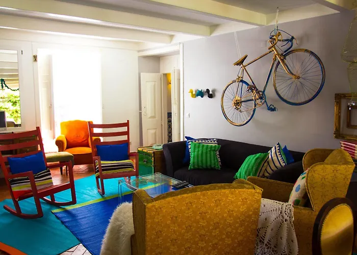 Way & Surf Camp Hostel *