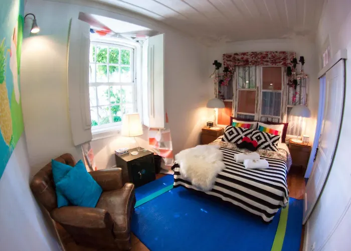 Way & Surf Camp Hostel *