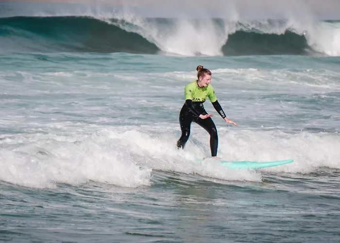 Way & Surf Camp * Cascais