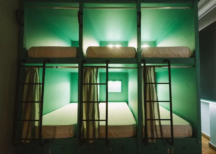 Way & Surf Camp * Cascais