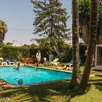 Ostello Way & Surf Camp