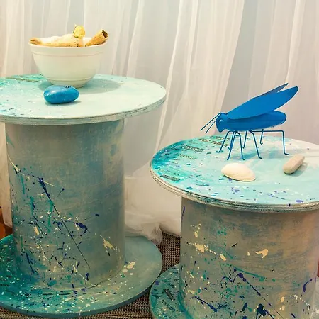 Way & Surf Camp Hostel