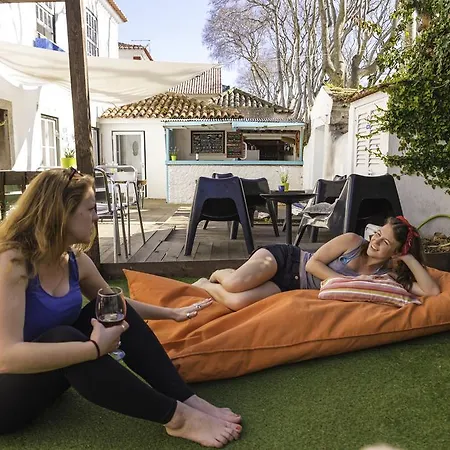 Hostel Way & Surf Camp