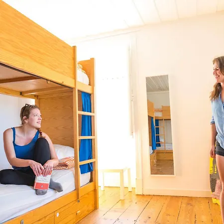 Hostel Way & Surf Camp Cascais
