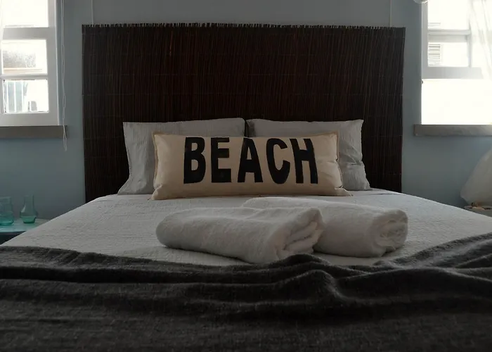 Albergue Way & Surf Camp Cascais