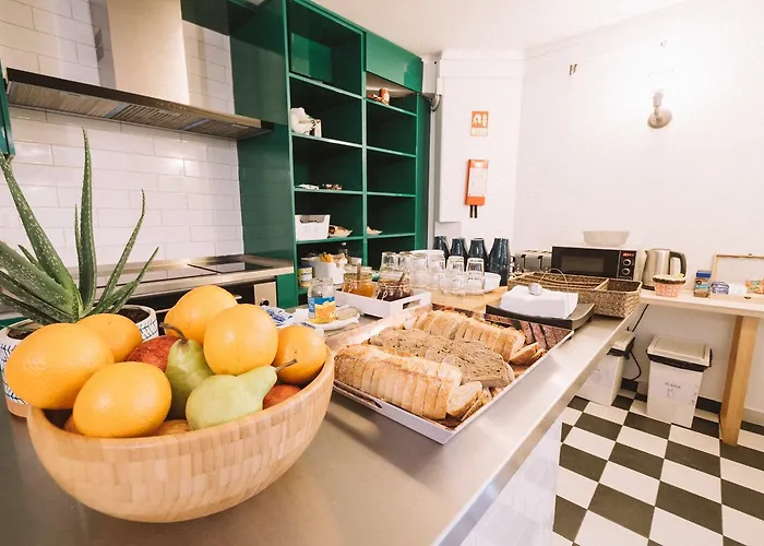 Way & Surf Camp Hostel Cascais