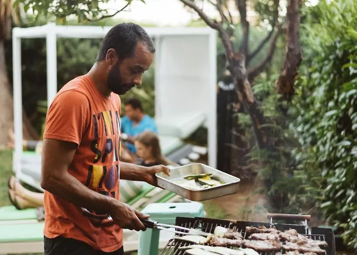 Hostel Way & Surf Camp