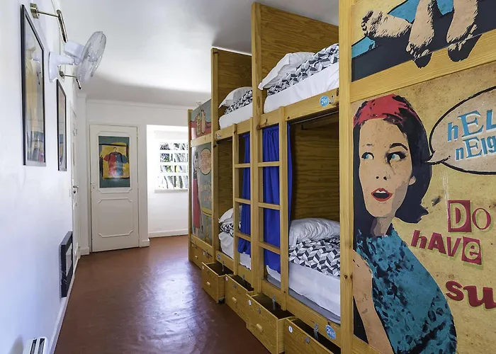 Way & Surf Camp Cascais