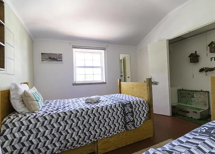 Way & Surf Camp Hostel Cascais