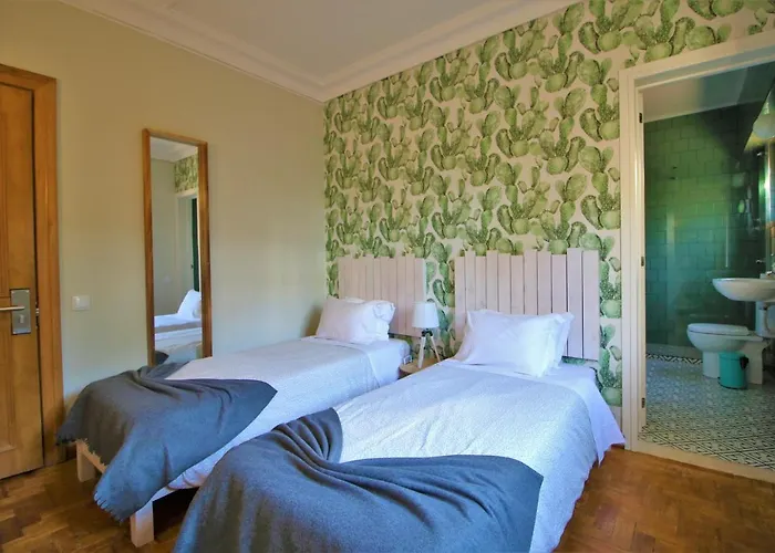 Way & Surf Camp Hostel Cascais