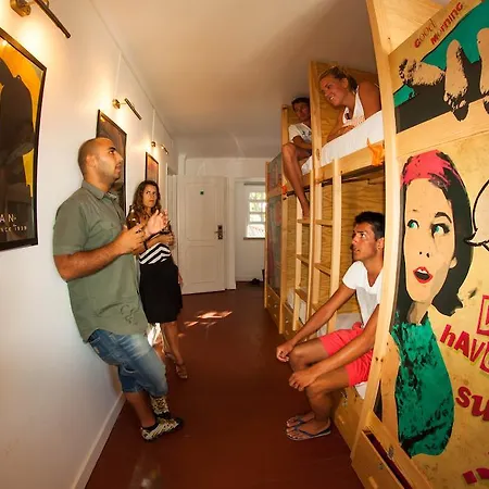 Way & Surf Camp カスカイス