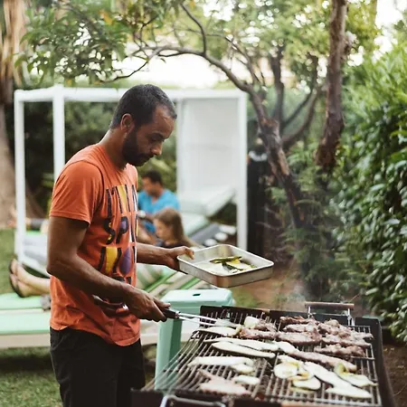 ホステル Way & Surf Camp