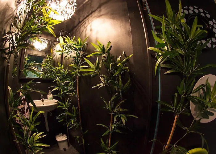 Vandrerhjem Way & Surf Camp *